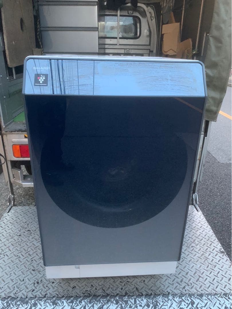 2019年　SHARPのドラム式洗濯機 洗濯機：シャープ